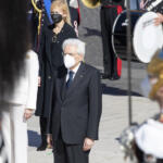 Mattarella: “25 aprile spartiacque, cemento che tiene insieme comunità”