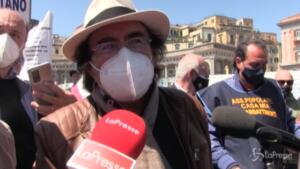Al Bano in piazza a Napoli con i sindaci del Sud