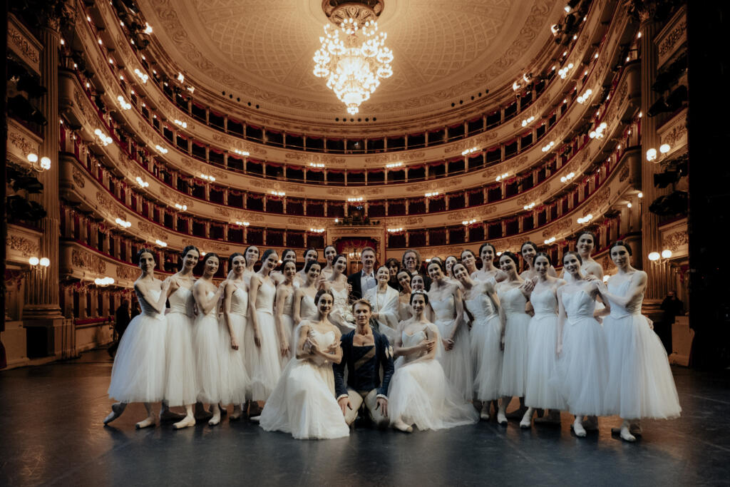 Galleria foto 'Corpo di Ballo ci porta dietro le quinte della Scala – GALLERY' - foto 6