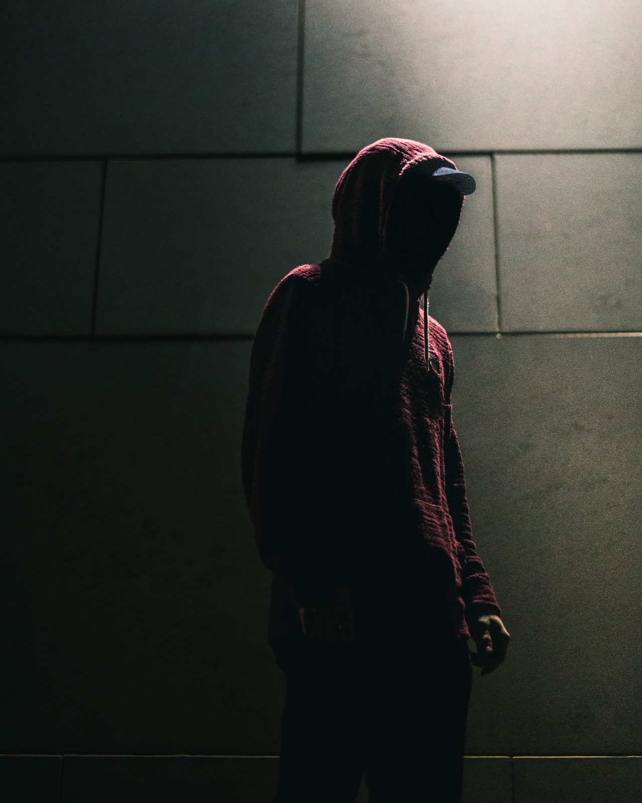 Covid, esorcista: “Crescono le adesioni alle sette, fenomeno sconcertante”