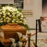 Addio a Milva, la camera ardente a Milano presso il Piccolo Teatro Strehler | LE IMMAGINI