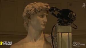 Riproduzione del David di Michelangelo a Dubai