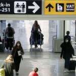 Covid, Sardegna verso arancione. A Roma paura per ‘l’indiana’: Lazio chiede blocco voli