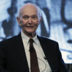 Michael Collins partecipa al JFK Space Summit