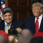 Usa, Trump grazia Rudy Giuliani e gli alleati che si opposero al risultato delle elezioni del 2020