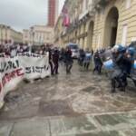 Primo Maggio: scontri polizia-manifestanti a Torino