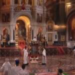 Mosca celebra la Pasqua ortodossa: alla messa c’è anche Putin