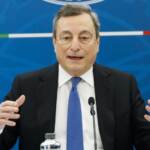 Turismo, Draghi: Da metà giugno il green pass Ue sarà operativo. Prenotate le vacanze in Italia