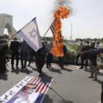 Gerusalemme, scontri alla spianata delle Moschee nell’ultimo venerdì di Ramadan: 200 feriti