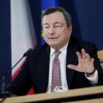 Turismo, in Italia via quarantena dai Paesi Ue. Draghi: “Rapidità su Green Pass”