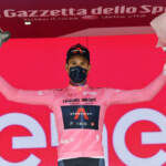 È subito Top Ganna: domina la crono di Torino, prima maglia rosa è sua