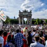 Ddl Zan, a Milano in 8mila per l’approvazione. Zan: “Non ci fermeranno”