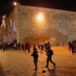 Gerusalemme, circa 200 feriti negli scontri alla Spianata delle Moschee | VIDEO