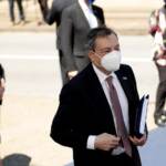 Ue, Draghi: “Su vaccini accelerare con trasparenza”