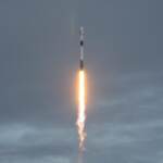 Spazio, il razzo cinese finisce senza danni nell’ Oceano Indiano. Italia ‘salva’