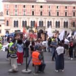 Alitalia, lavoratori in piazza a Roma: “Vogliamo risposte dal governo”