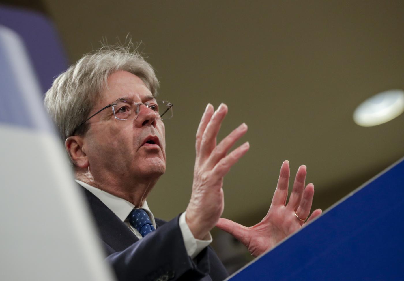 Gentiloni: Per la prima volta ottimismo prevale su incertezze. L’Italia tornerà al pre-Covid nel 2022 grazie a Recovery Gentiloni: Per la prima volta ottimismo prevale su incertezze. L’Italia tornerà al pre-Covid nel 2022 grazie a Recovery