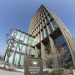 Vaccini, l’Ema dà l’ok a richiamo Pfizer fino a 42 giorni