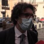 Toninelli: “Draghi non percepisce stipendio? È più grillino di me”