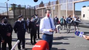 Matteo Salvini intervistato dai giornalisti