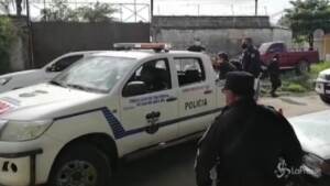 El Salvador, perquisizione in una casa: rinvenuti i corpi di 10 persone