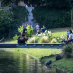 Allarme giovani: solo uno su tre ha un lavoro stabile