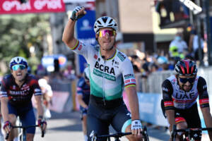 Giro d’Italia: Sagan vince decima tappa, Bernal mantiene maglia rosa