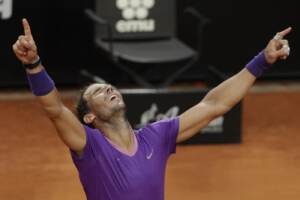 Rafael Nadal wins his 10th Italian Open and defeats Novak Djokovic