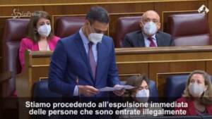 Ceuta, Sanchez: “Abbiamo già respinto 4.800 migranti in arrivo dal Marocco”