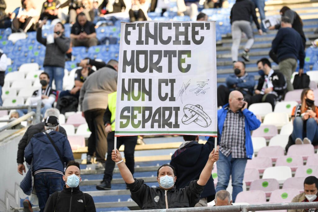 Galleria foto 'Finale Coppa Italia: i tifosi tornano a colorare gli spalti' - foto 7