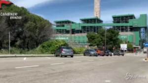 Taranto, veduta della centrale Enel gasolio