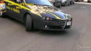 Auto della guardia di finanza di Varese