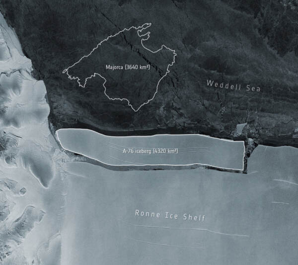 In Antartide si stacca il più grande iceberg al mondo