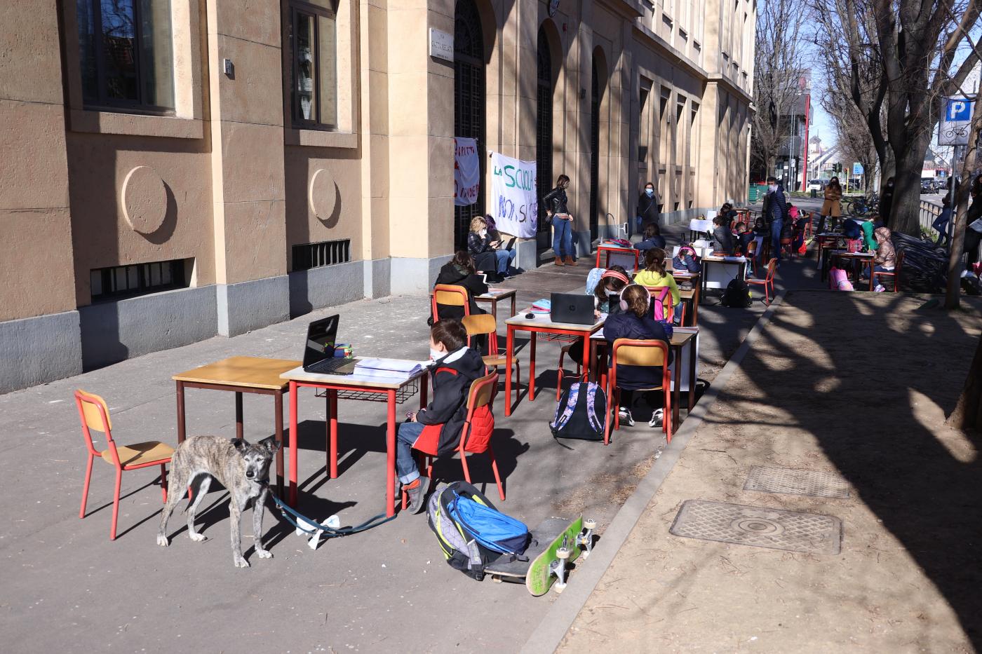 Calo alunni: da settembre 100mila studenti in meno. Maglia nera Campania, Sicilia e Puglia