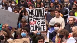 Protesta per il clima, studenti in piazza in tutta l’Australia