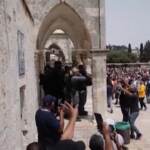 Gerusalemme, scontri alla moschea di al-Aqsa: 15 palestinesi feriti