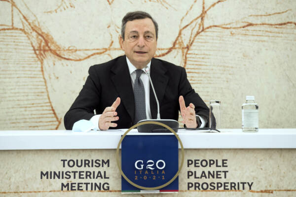 G20, al Global Health Summit adottata dichiarazione di Roma. Draghi: “Necessario superare i confini”