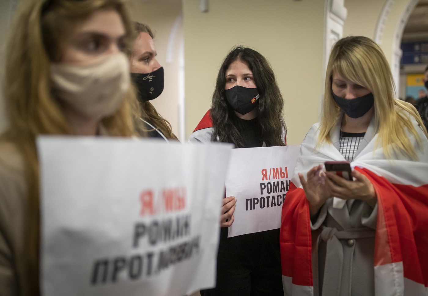 Bielorussia, arrestata anche la compagna del blogger Roman Protasevich Bielorussia, arrestata anche la compagna del blogger Roman Protasevich