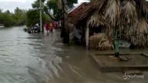 India, migliaia di evacuati su costa est minacciata dal ciclone Yaas