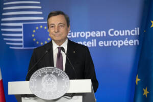 Ue: Green pass pronto a metà giugno.