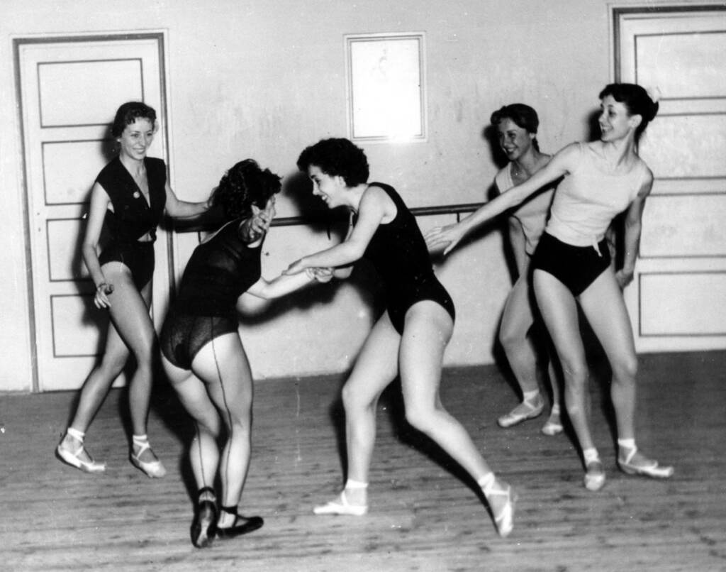 Galleria foto 'È morta Carla Fracci – GALLERY' - foto 11