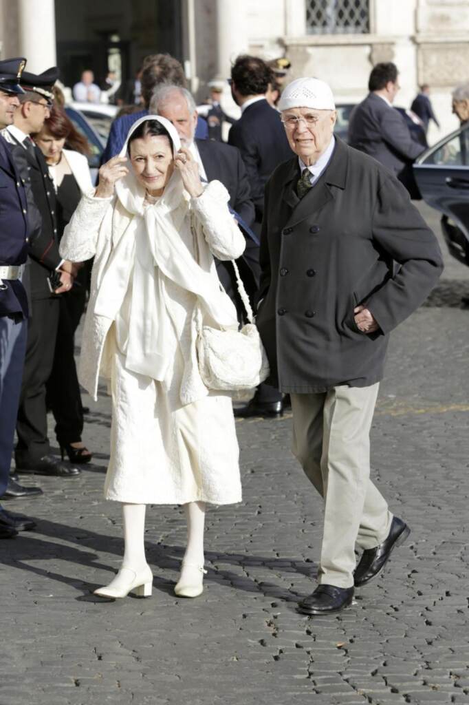 Galleria foto 'È morta Carla Fracci – GALLERY' - foto 21