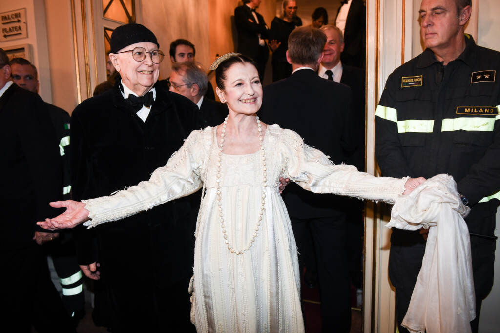 Galleria foto 'È morta Carla Fracci – GALLERY' - foto 3