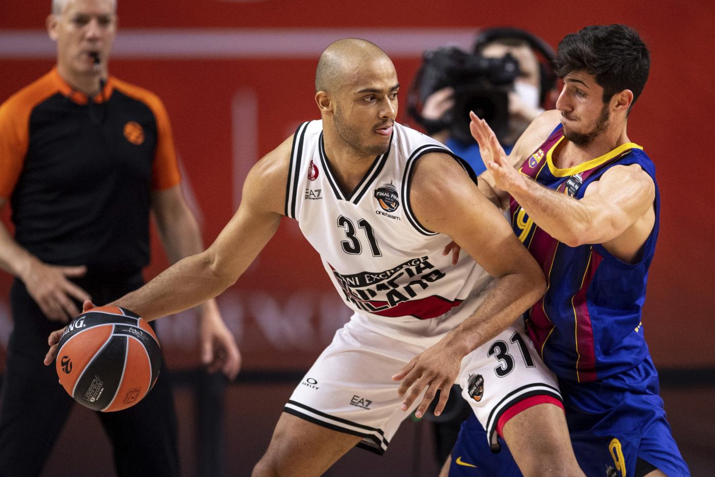 Eurolega: Milano ko in semifinale, il Barcellona si impone 84-82 Eurolega: Milano ko in semifinale, il Barcellona si impone 84-82