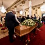 Carla Fracci: anche Beppe Sala alla camera ardente a La Scala