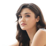 Hande Erçel, chi è la protagonista di “Love is in the air”