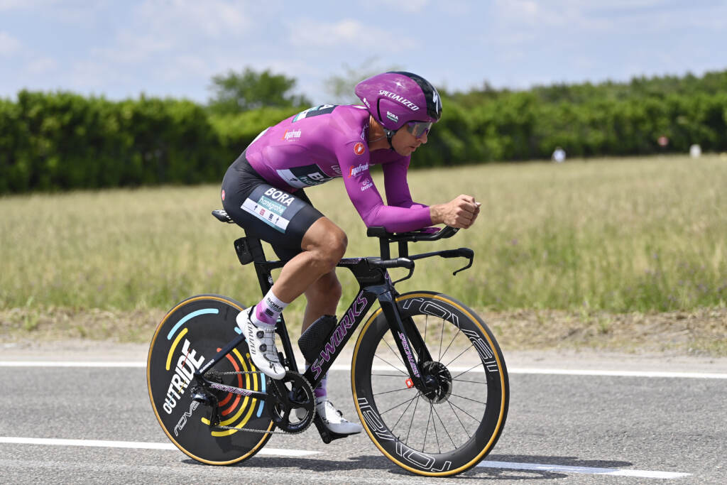 Galleria foto 'Ciclismo, Egan Bernal trionfa al Giro d’Italia – LA GALLERY' - foto 17