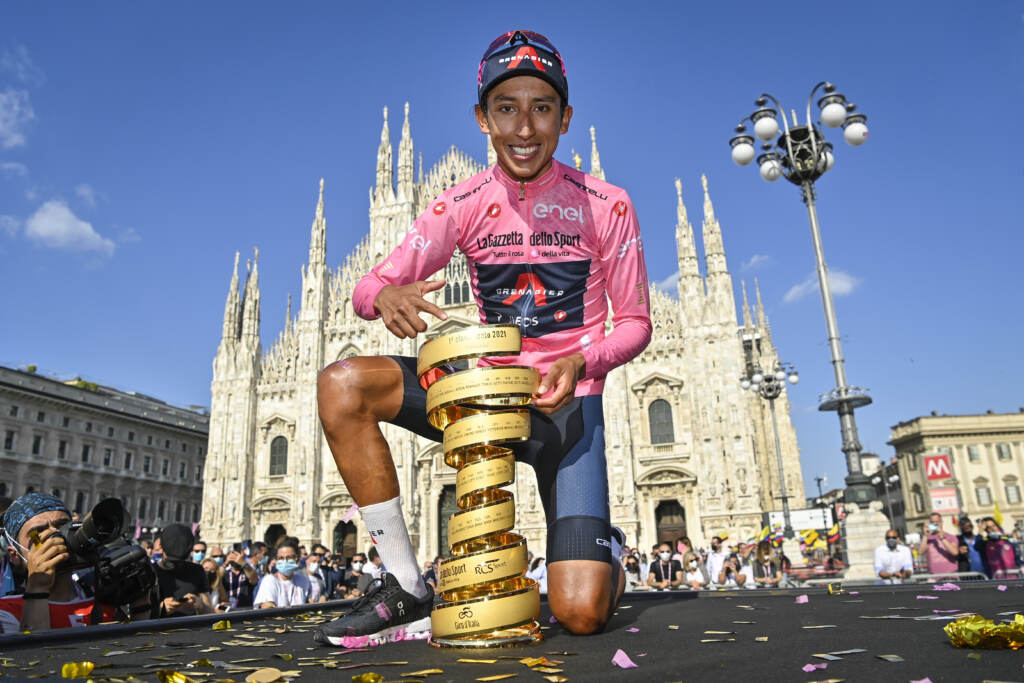 Galleria foto 'Ciclismo, Egan Bernal trionfa al Giro d’Italia – LA GALLERY' - foto 1