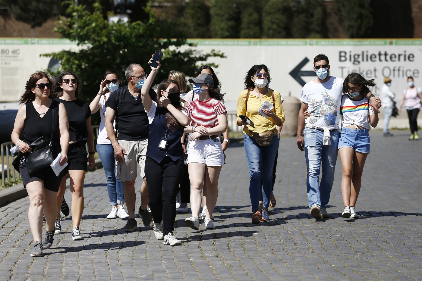 Covid, da oggi tre regioni in zona bianca