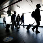 Covid, Ue: “Niente quarantena 14 giorni dopo l’ultima dose di vaccino”